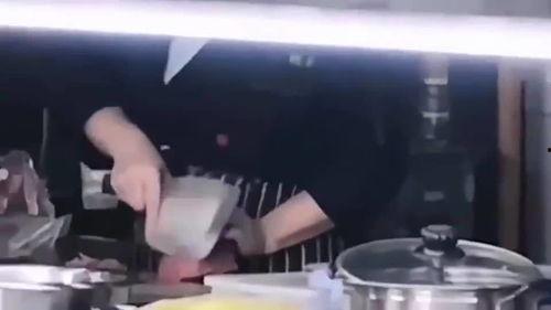 网红搞笑爆料大全视频播放,网红视频集锦,笑点满满,笑到肚子疼! 第1张 网红搞笑爆料大全视频播放,网红视频集锦,笑点满满,笑到肚子疼! 第1张